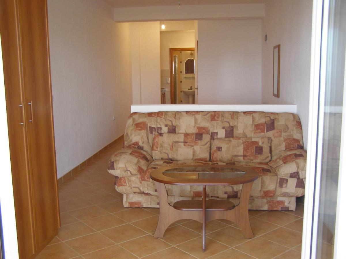 Apartments Kepi Gjerana Ulcinj Exterior photo