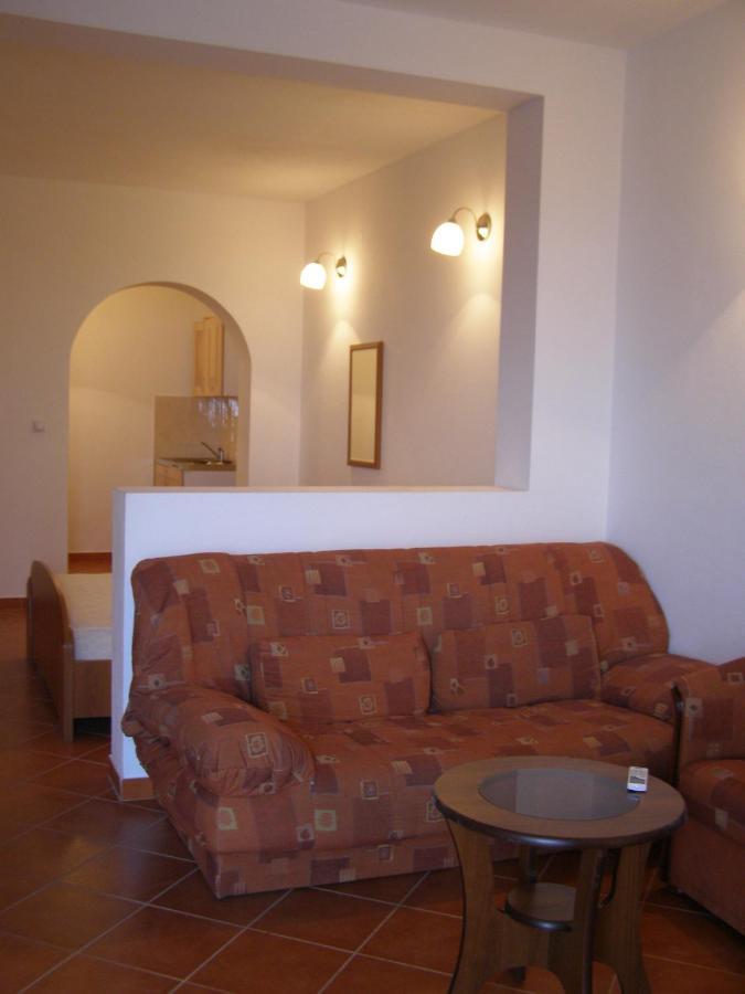 Apartments Kepi Gjerana Ulcinj Exterior photo