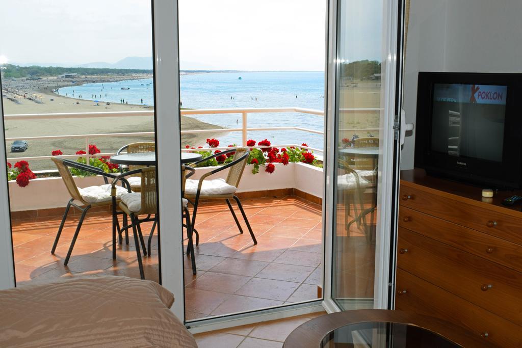 Apartments Kepi Gjerana Ulcinj Exterior photo
